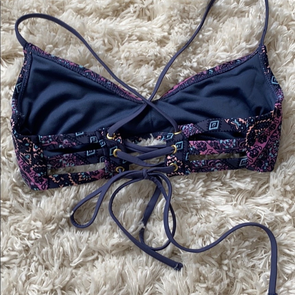 Target patterned bikini top - Picture 4 of 4